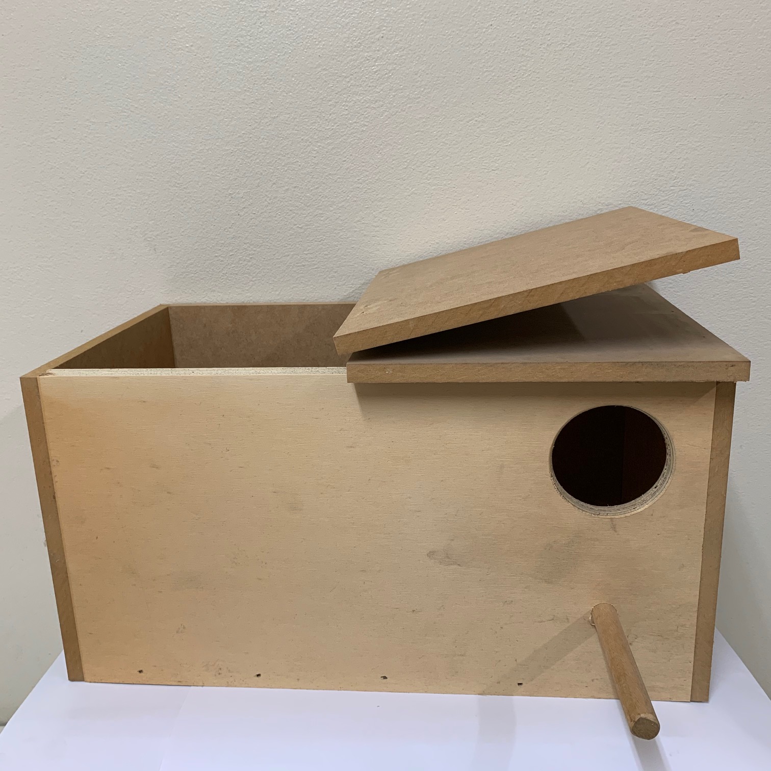 Wooden Rosella Nest Breeding Box w hinged top - Click Image to Close